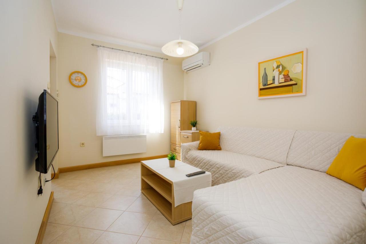 Apartment Franolic 克尔克 外观 照片